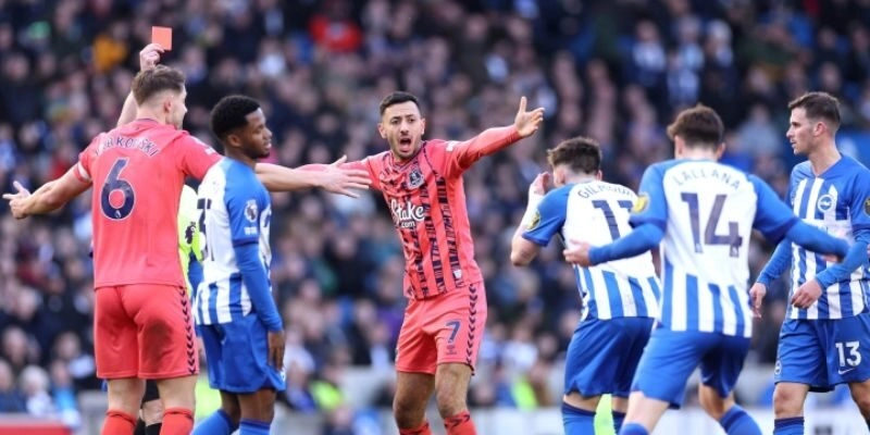 Cuộc so tài chiến thuật giữa hai triết lý bóng đá đối lập